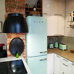 Spacious, Comfy In Centre With Balcony! Appartamento